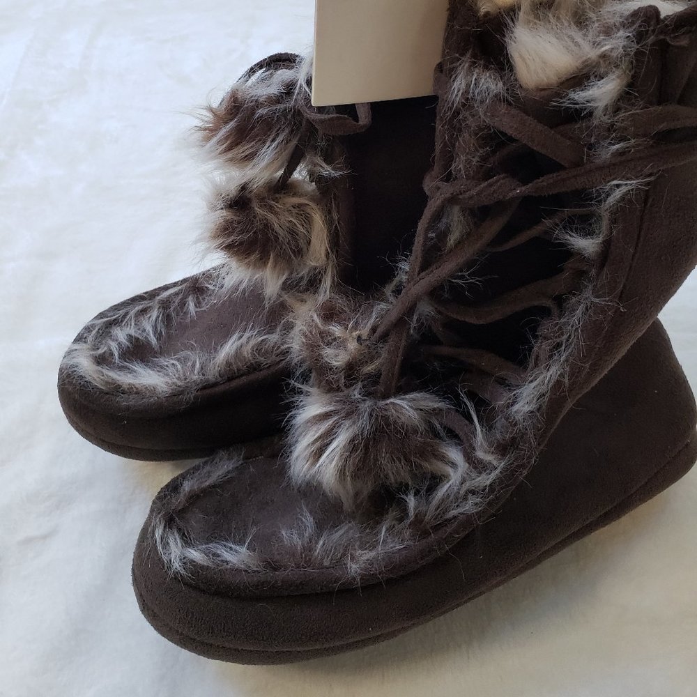 Slippers - Picture 5 of 6
